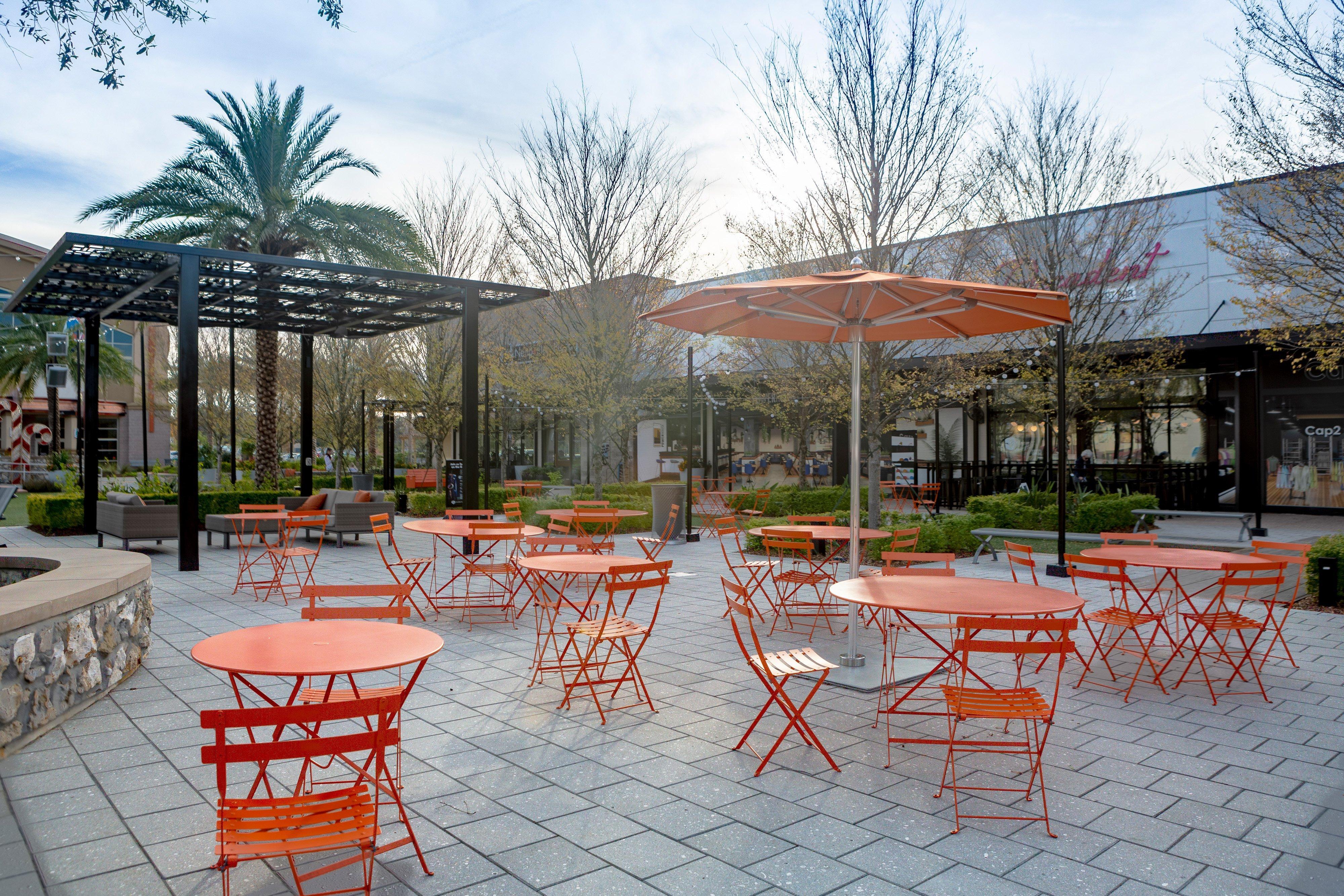 Hotel Indigo Gainesville-Celebration Pointe By Ihg Exterior photo