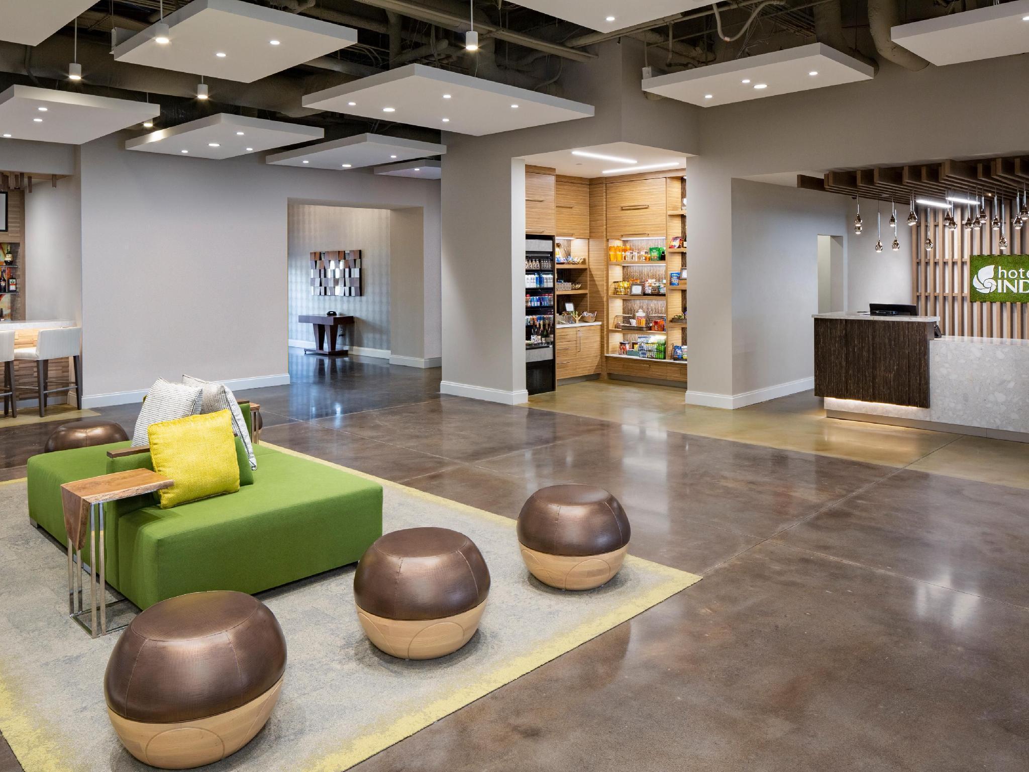 Hotel Indigo Gainesville-Celebration Pointe By Ihg Exterior photo