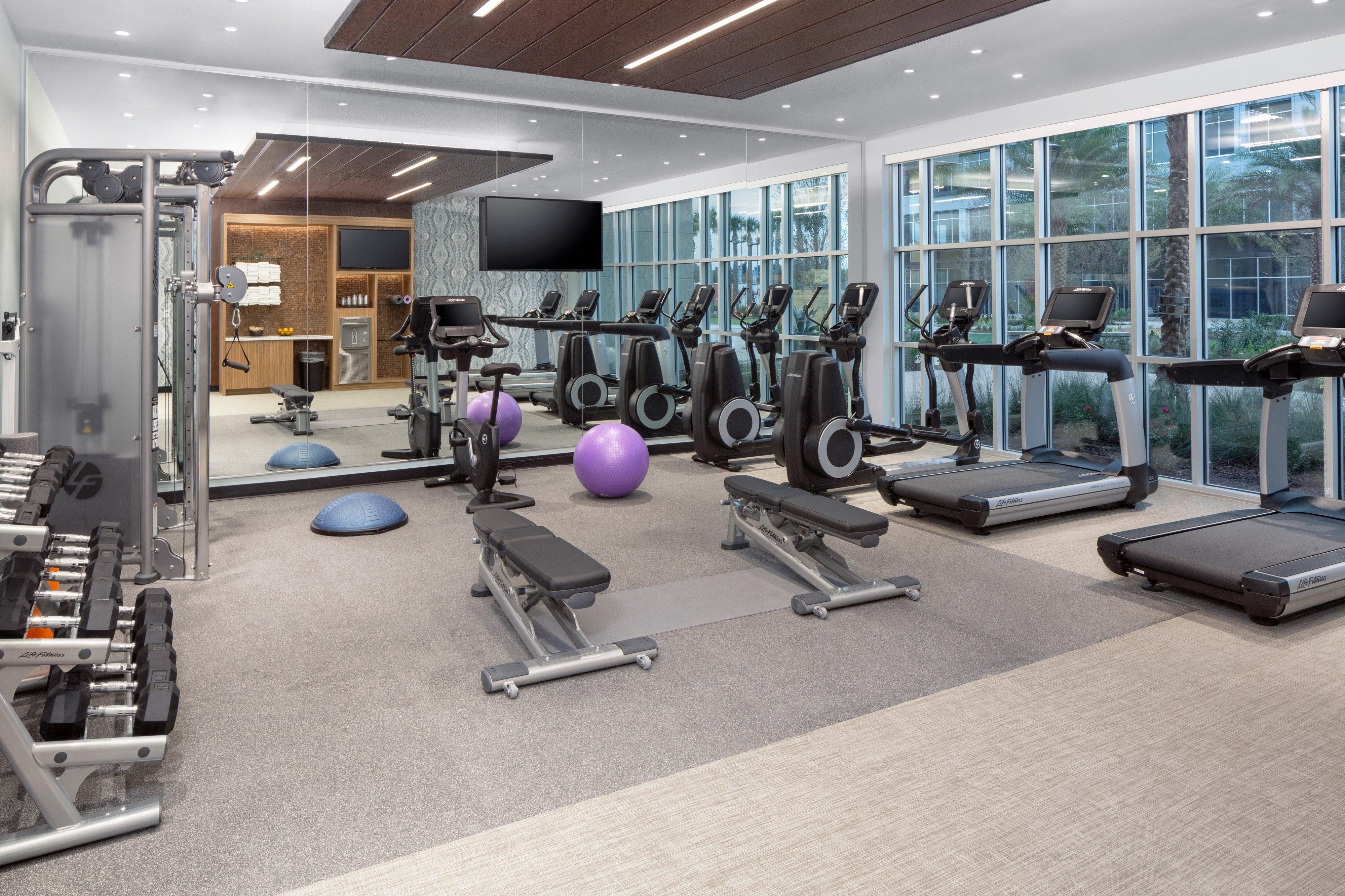 Hotel Indigo Gainesville-Celebration Pointe By Ihg Exterior photo