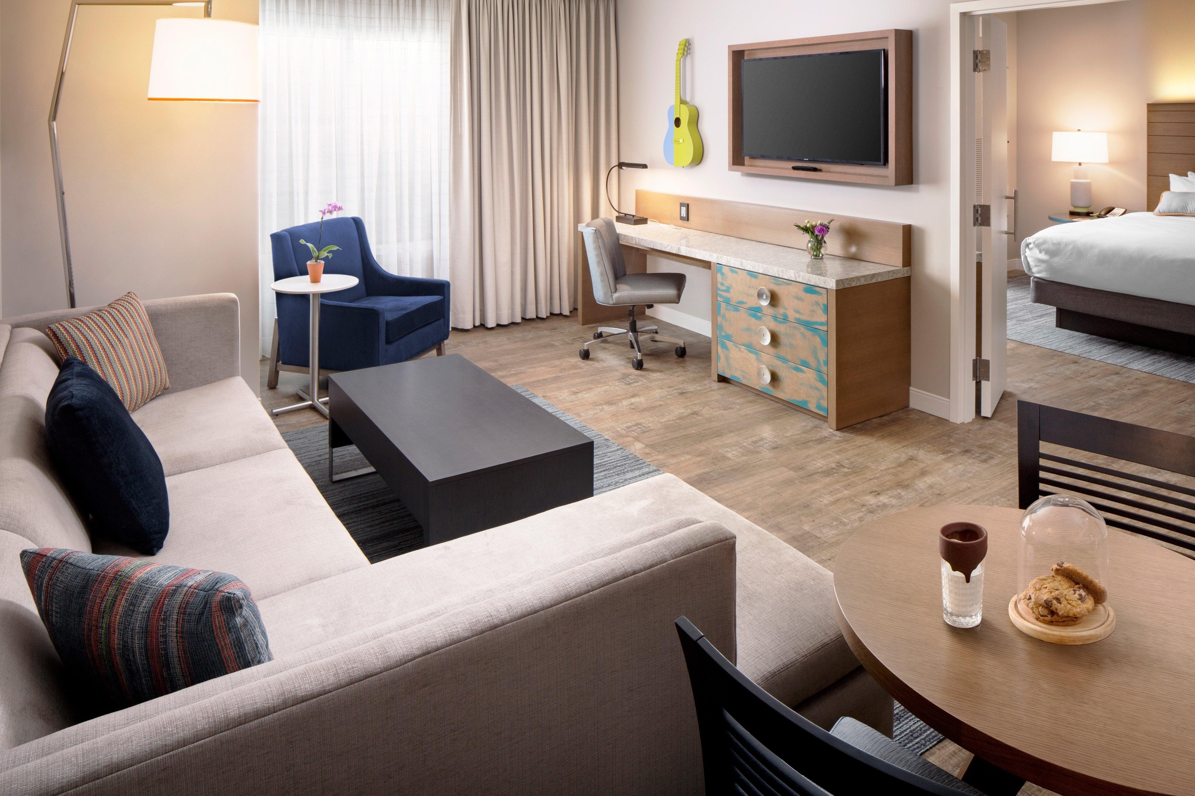 Hotel Indigo Gainesville-Celebration Pointe By Ihg Exterior photo